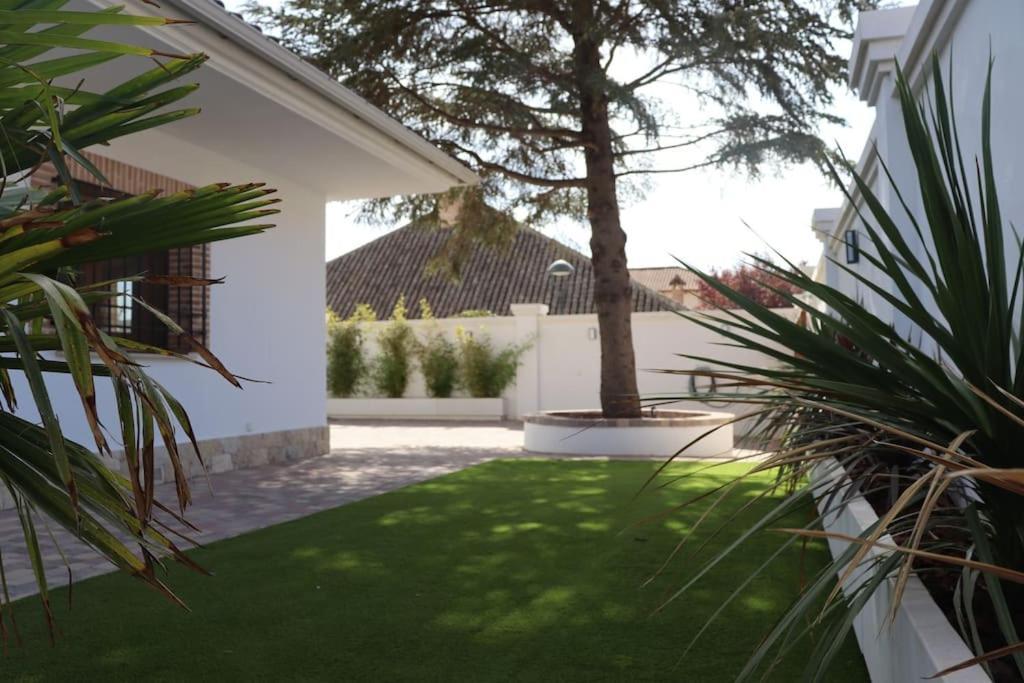 La Casa De Enfrente Villa Herencia Ngoại thất bức ảnh